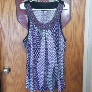 Women's sleeveless blouse